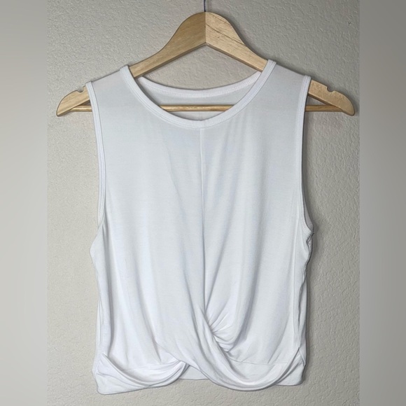 Alo White Cover Tank Size Medium - Picture 4 of 7